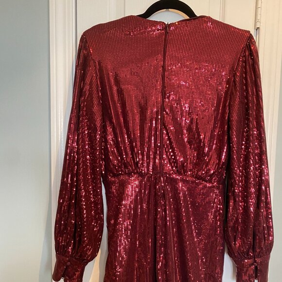 Dynamite Burgundy Sequin Long Sleeve Mini Dress – Size M (NWOT) - Picture 4 of 10